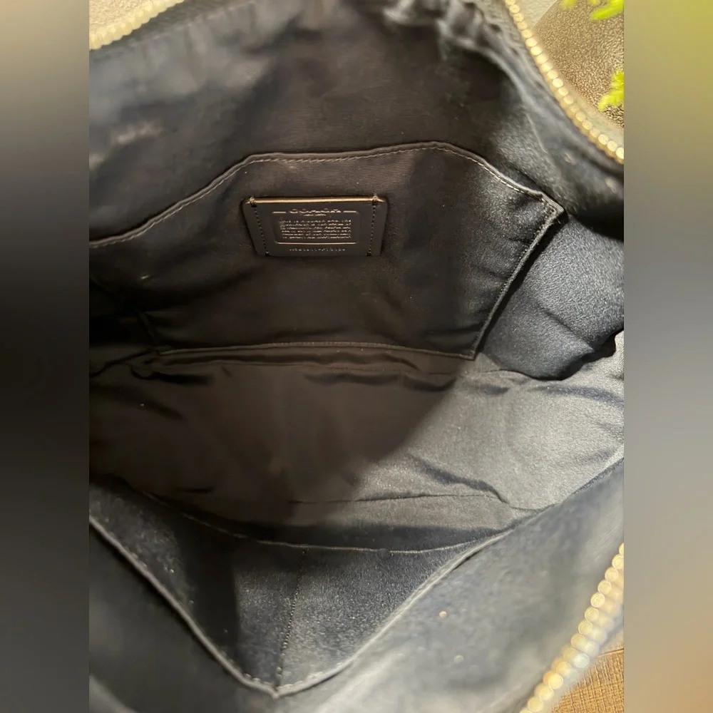 Coach great preloved